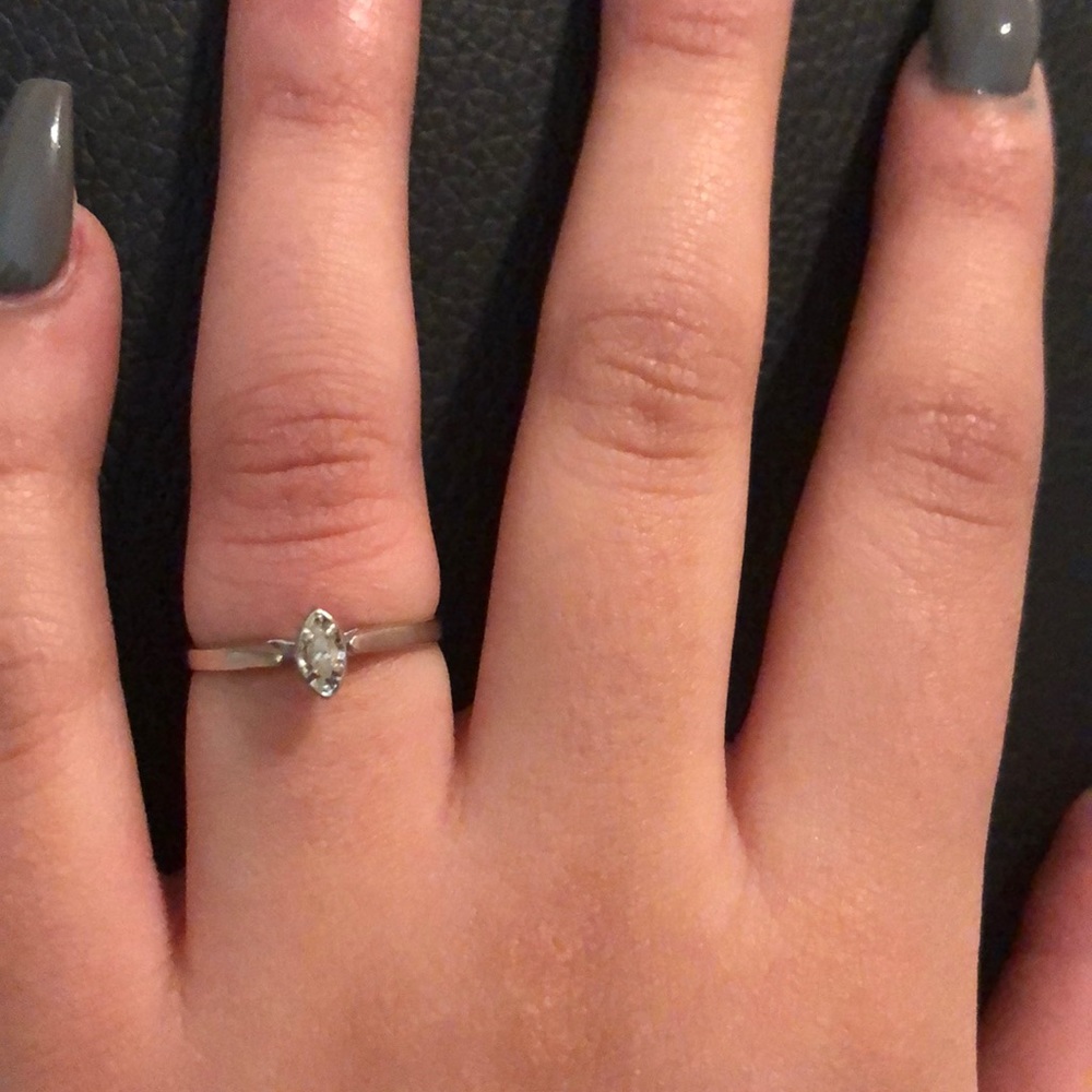 10kt white gold, white sapphire ring